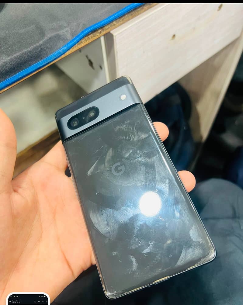 Google Pixel 7 3