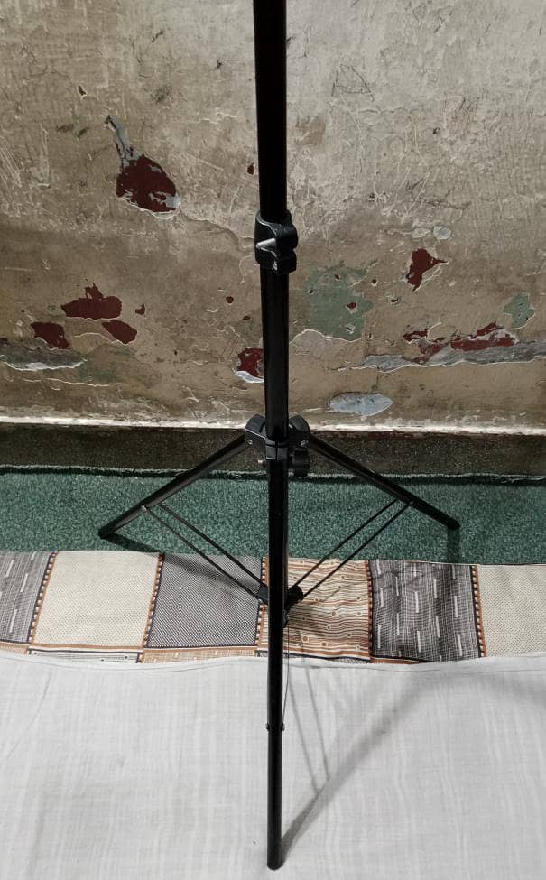 MOBILE STAND & RING LIGHT 4