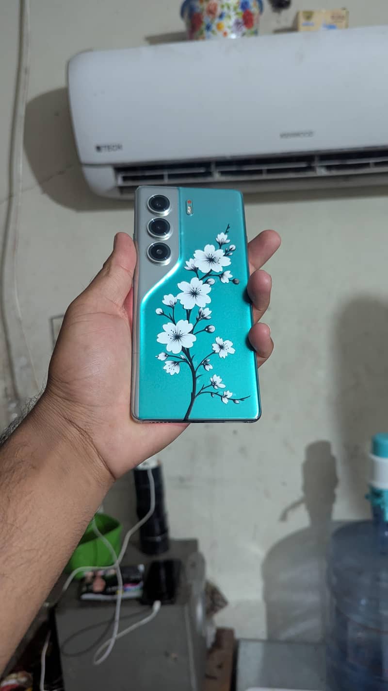 camon 40 pro 0