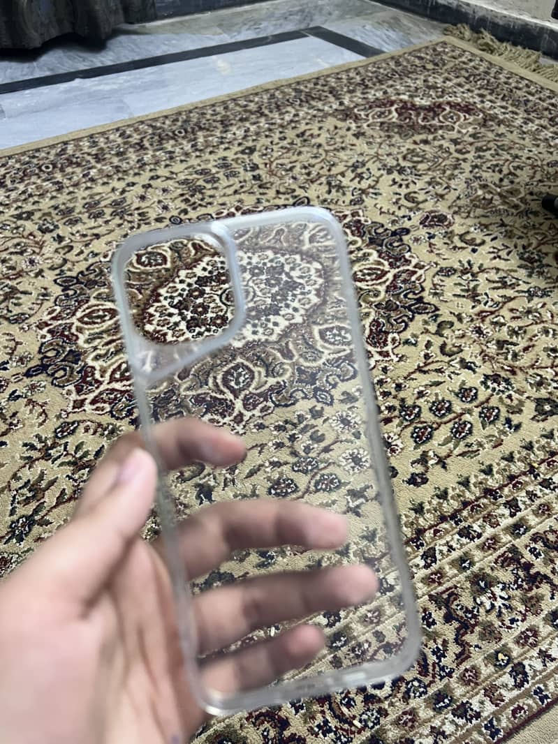 IPhone 13 3