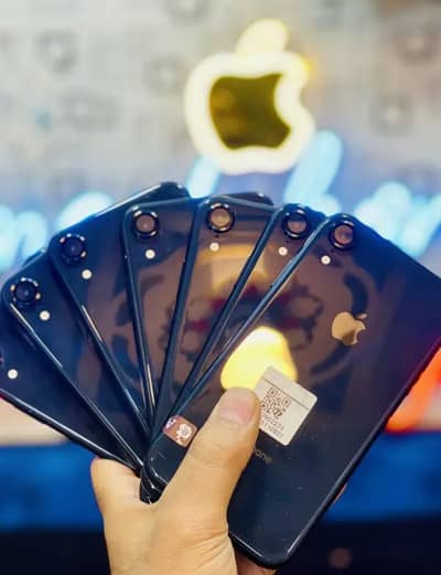 iphone xr 64 gb