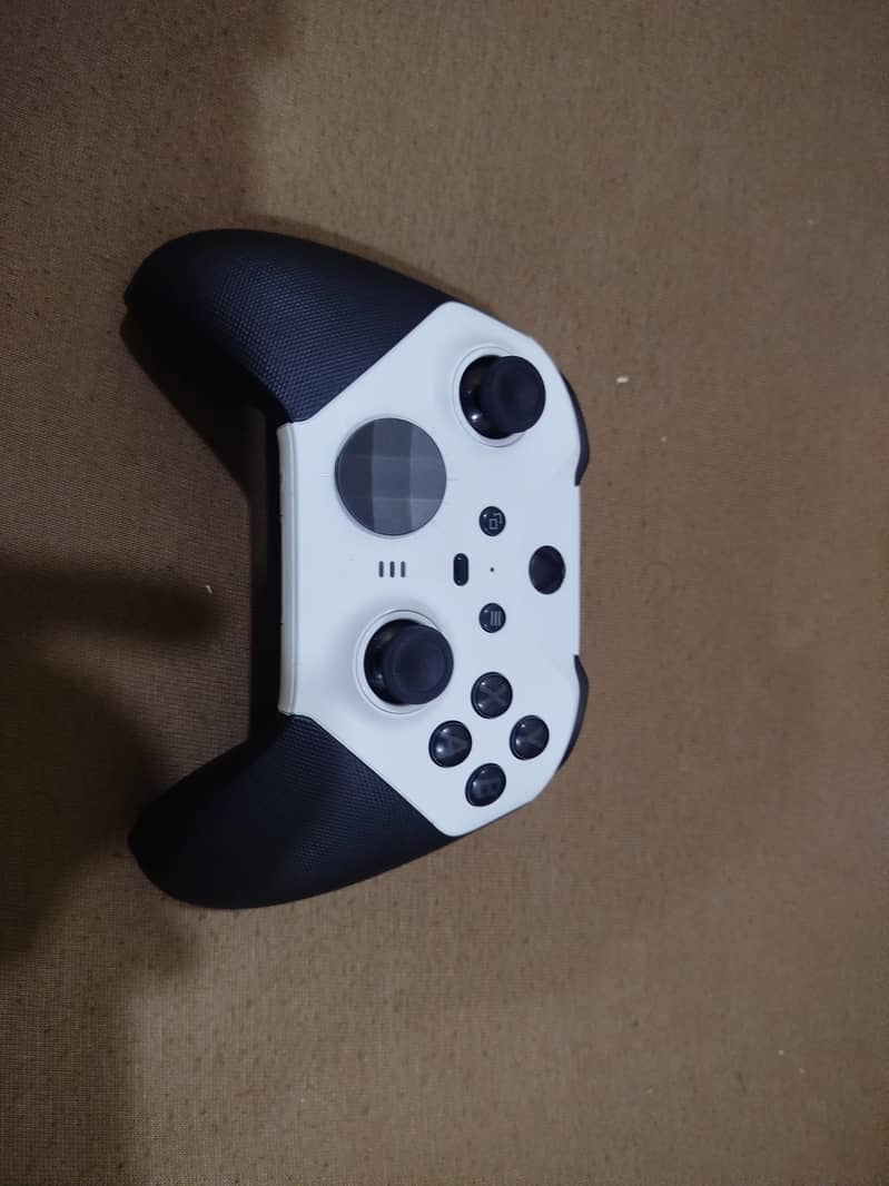 Xbox Elite Core 1