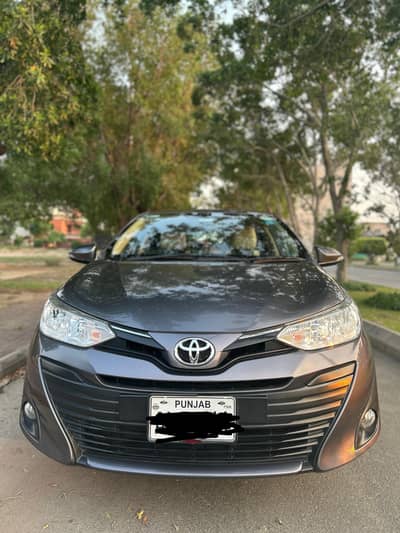 bumper to bumper genuine Yaris ativ CVT 1.3