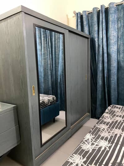 Dressing Cupboard with Sliding Doors – For Sale 