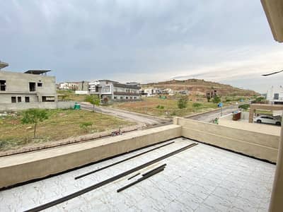 Kannal Brand New upper portion Available for rent DHA phase 4