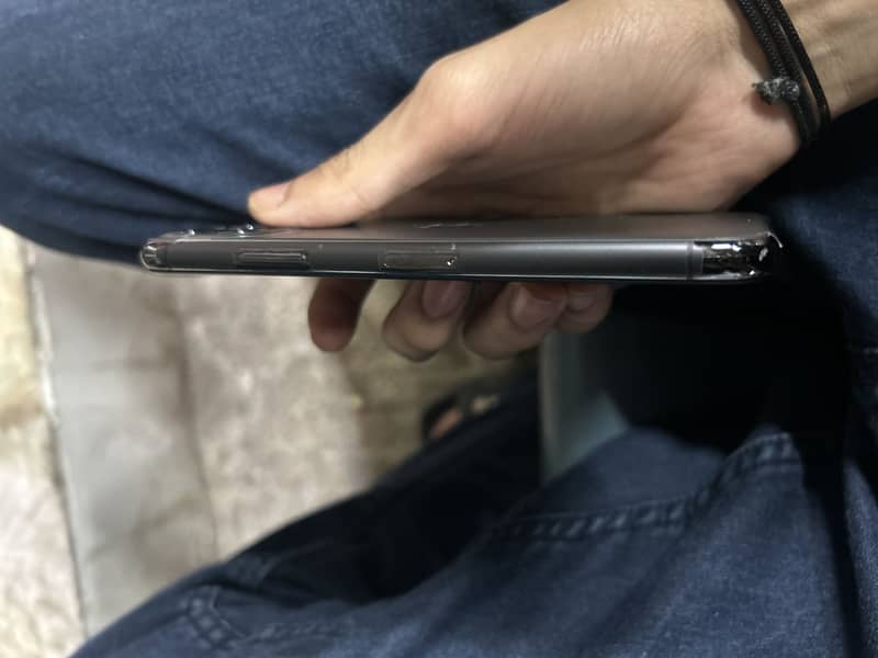Iphone 11 pro 5