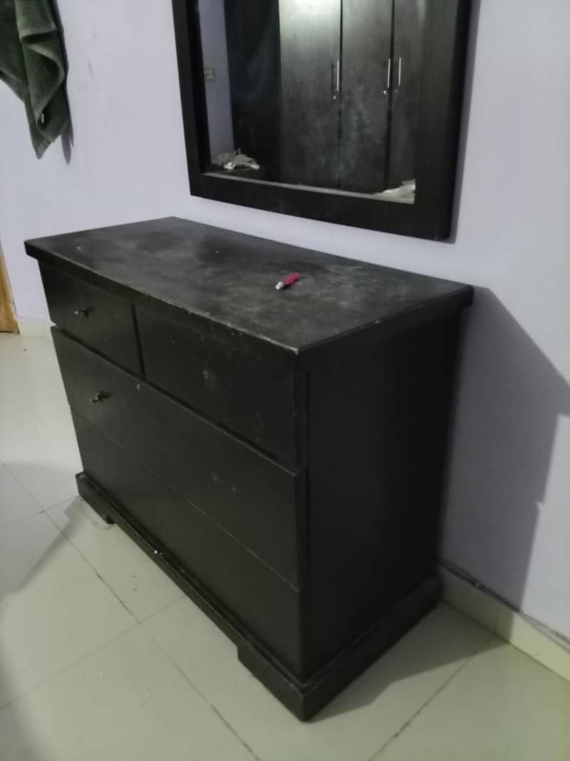 Dressing table 1