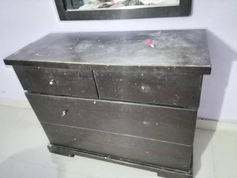 Dressing table 2