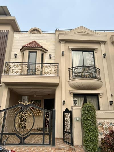SEMI FURNISHED BRAND NEW 5 MARLA ELEGANT AND FULLY MAINTAINED SUPER HOT LOCATED BUNGALOW IS AVAILABLE IN THE BEST BLOCK OF DHA LAHORE.