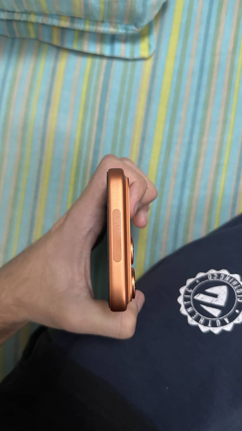 iPhone 17 Pro Max 5