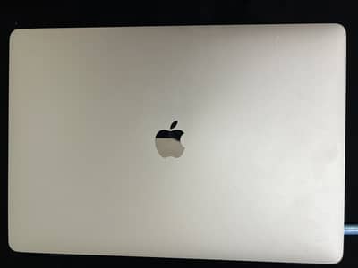 Apple Macbook Pro 2019 core i7 4k display 4gb graphics Touch bar