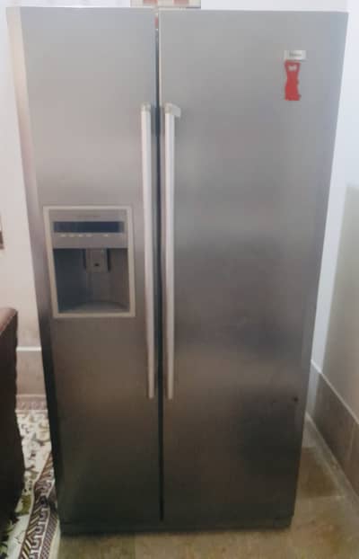 HAIER DOUBLE DOOR FRIDGE