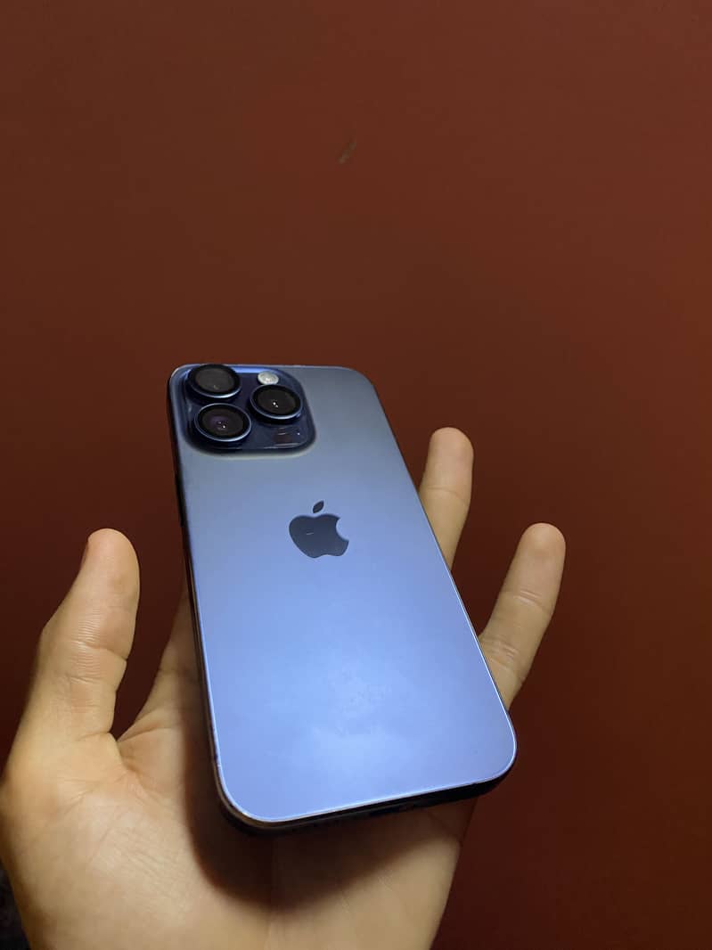 iPhone 15 pro 2