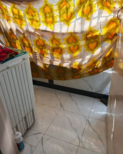 Sheraton Square Flat
