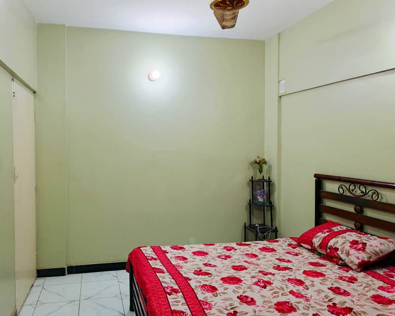 Sheraton Square Flat 10