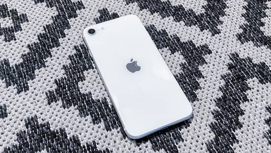 Iphone se 2020 128gb pta