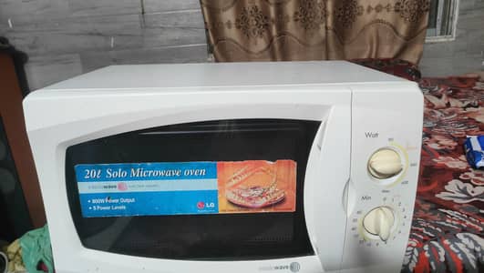 Lg Microwave For Sale In full original condition