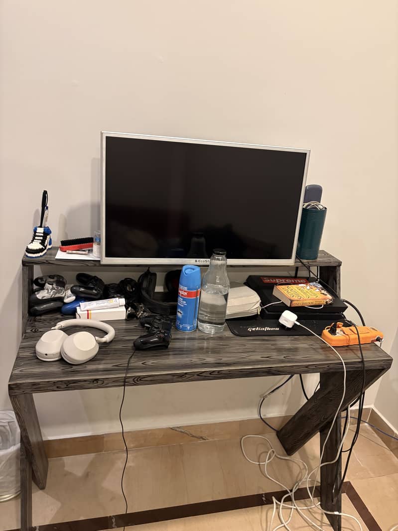 Room study table 0
