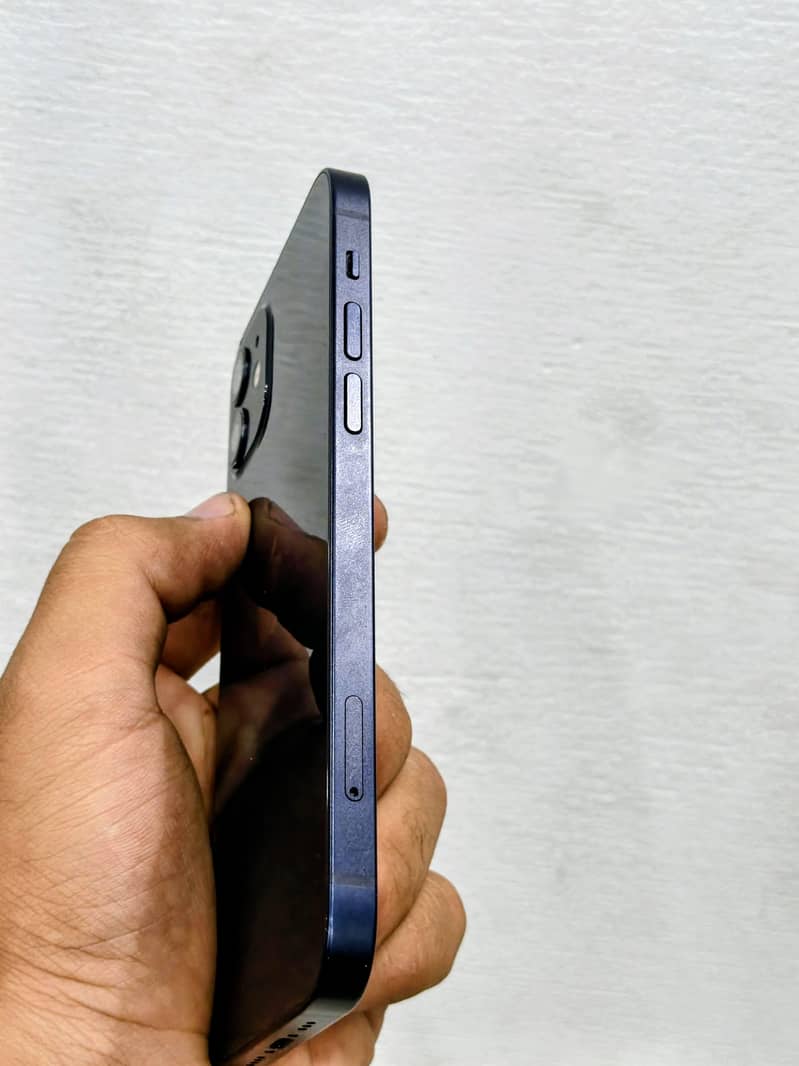 iphone 12 4