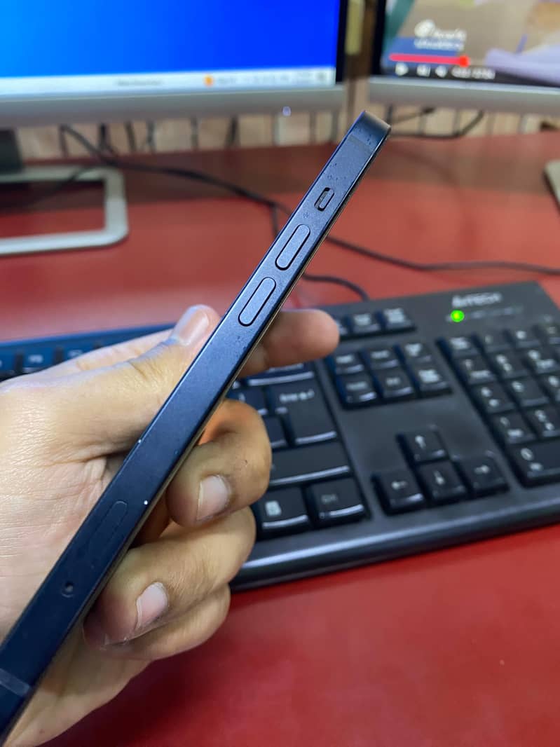 Iphone 13 3