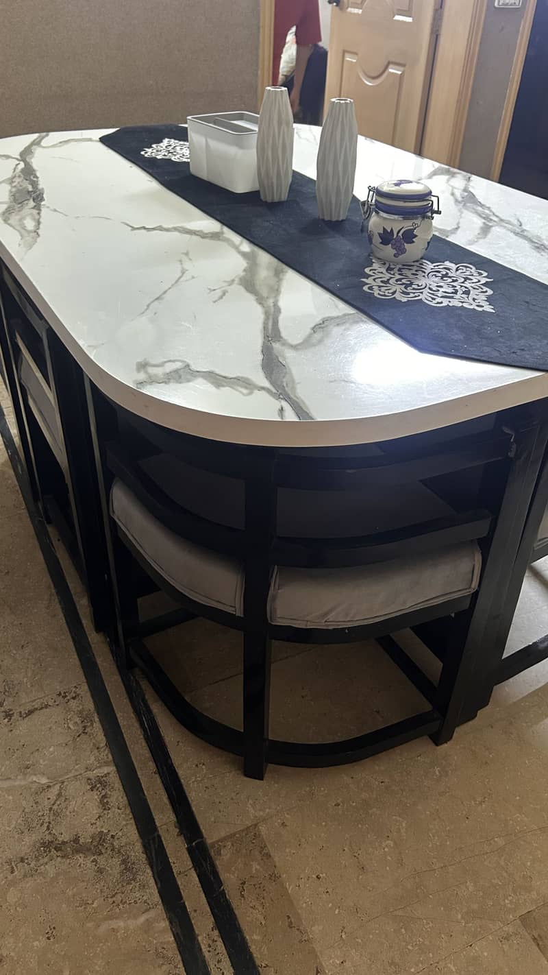 Dining table | 6 seater table 0