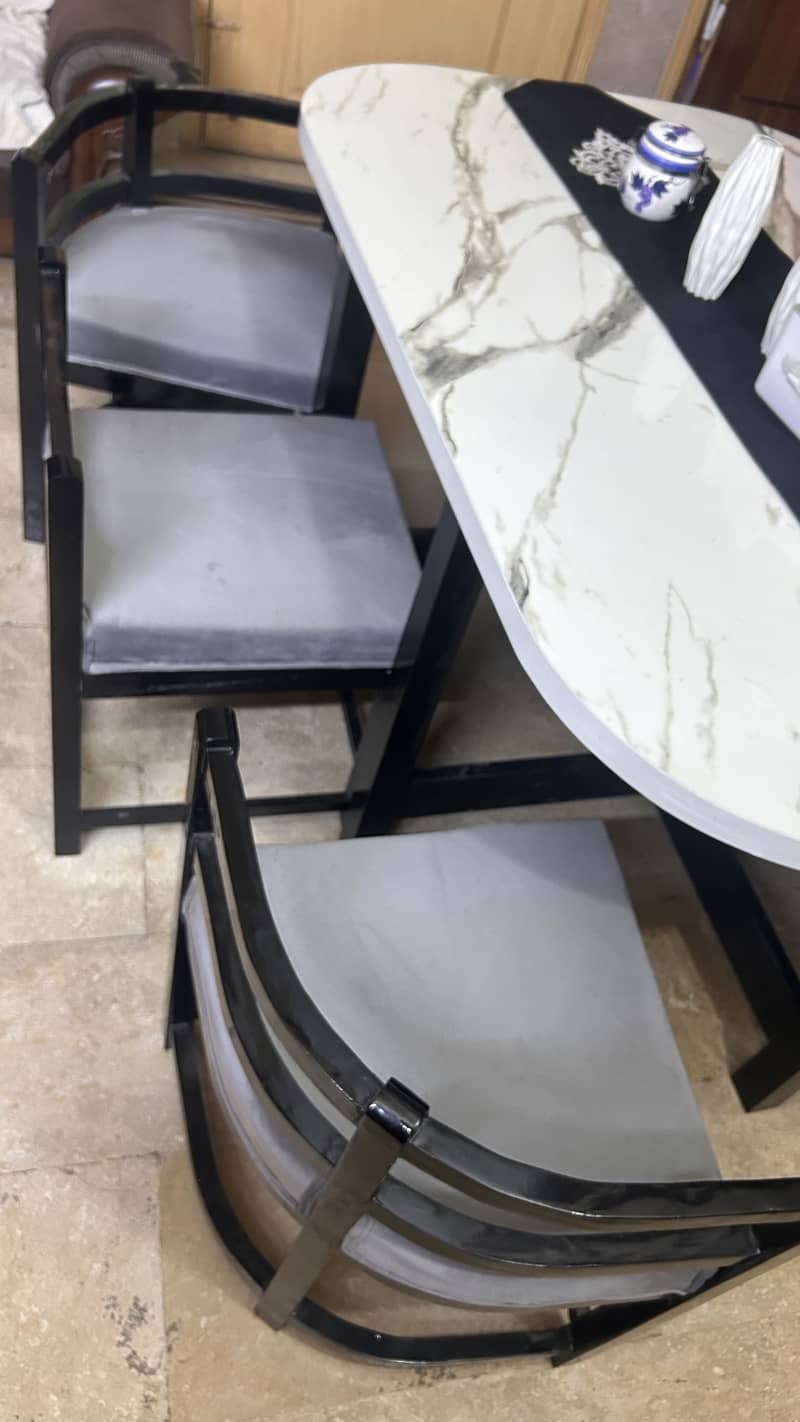 Dining table | 6 seater table 5