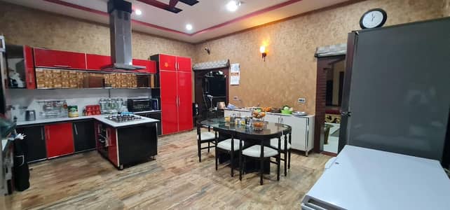 Officers Colony no 2 MadinaTown Cornar 20 Marla furnished totel Saman Sath for sale 03018660465