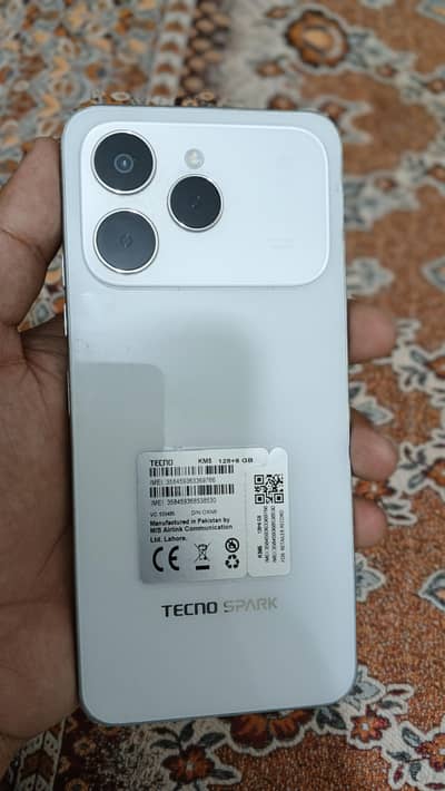 Tecno spark 40