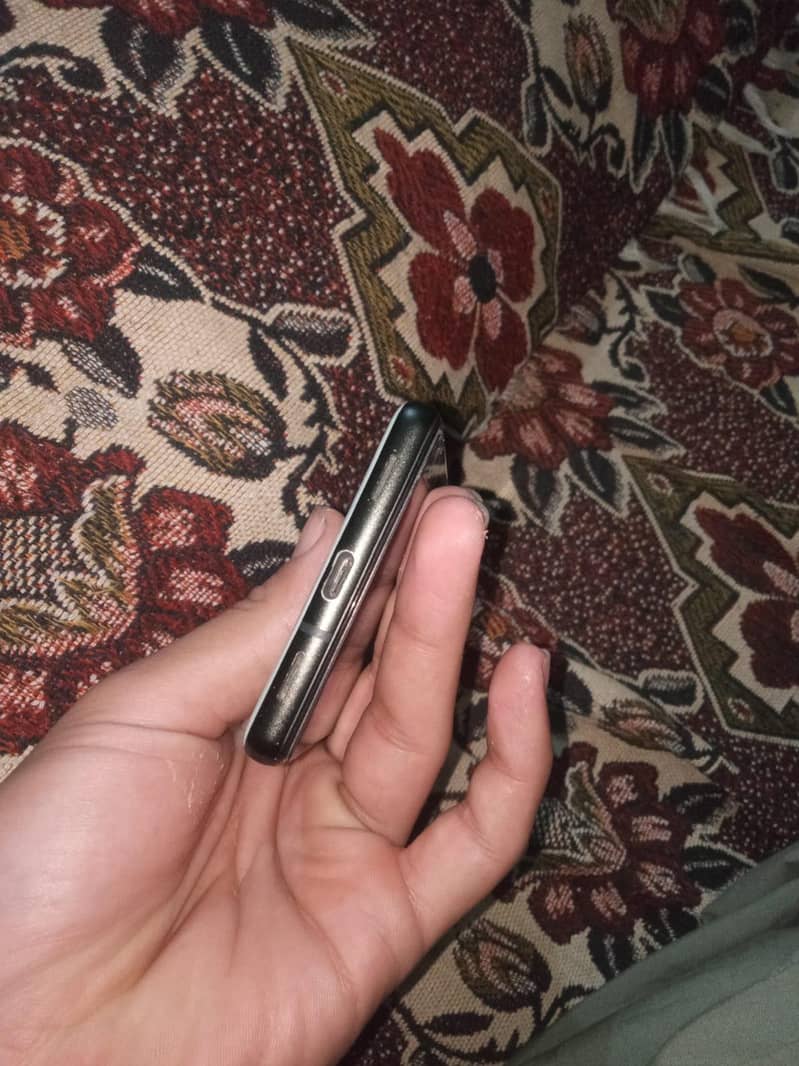 google pixel 6a 10/10 2