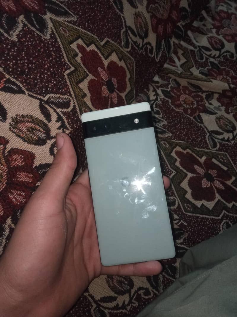 google pixel 6a 10/10 3