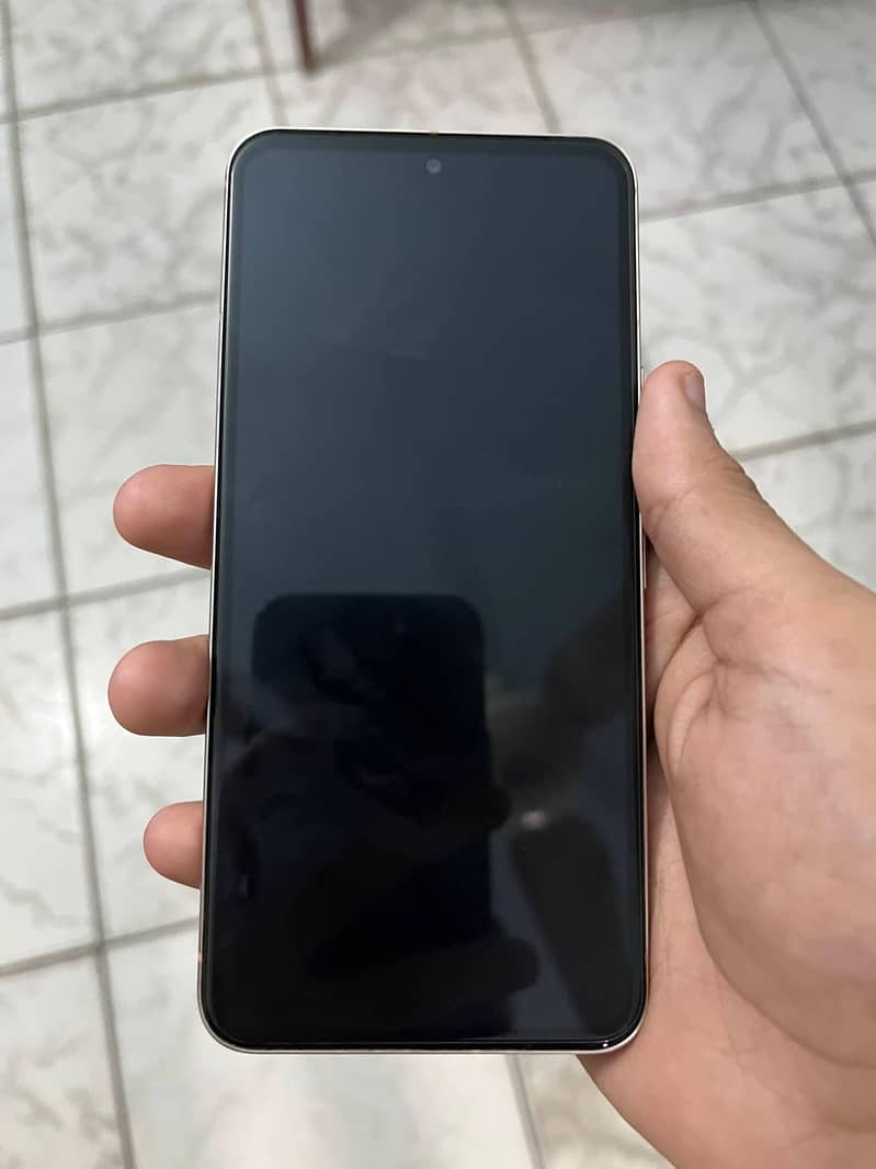 Google pixel 8 1