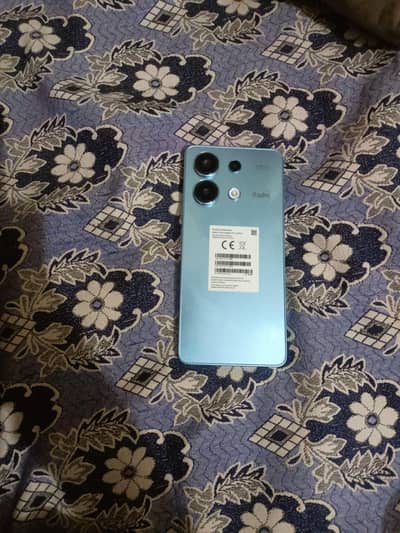 8 / 256  condition 10 by 10 zero scratch box with original charger