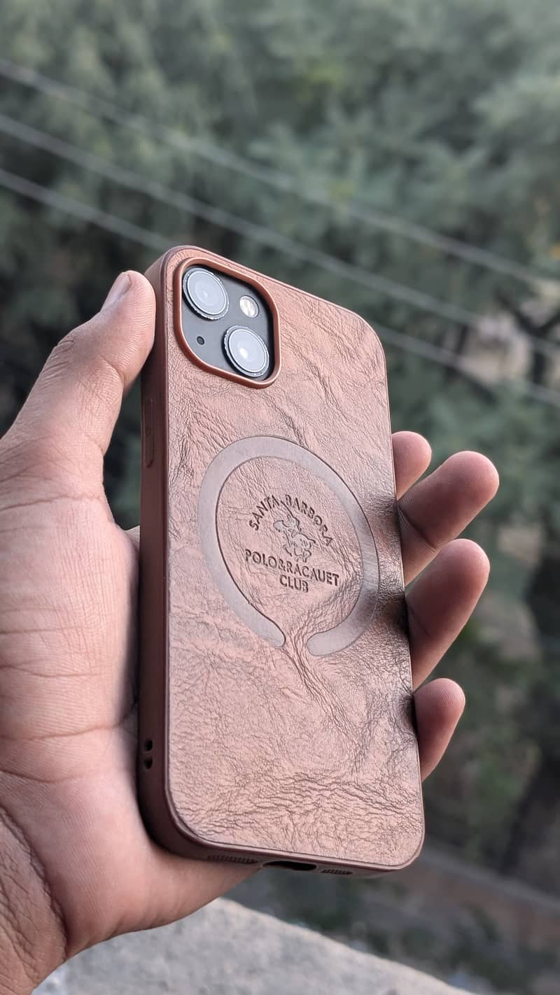 iPhone 13 3