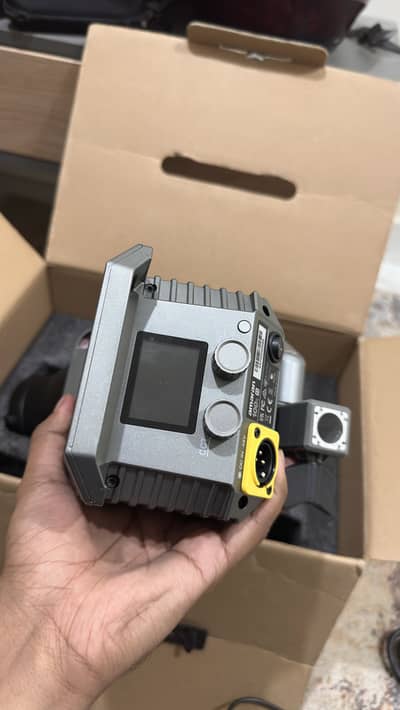 aputure amaran 100x bi color