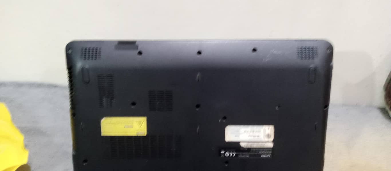 Advent laptop 4