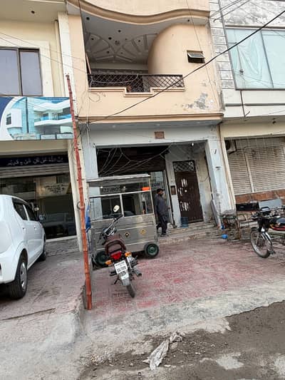 Model town Investor price A block commercial