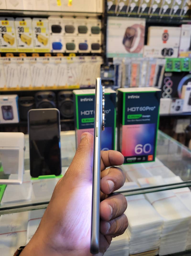 Infinix Hot 60pro + 1