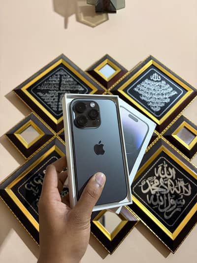 iphone 14 pro with box  waterpack no exchange