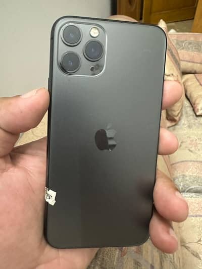 iphone 11pro official pta approved 256 GB all okay  only sale no exchg