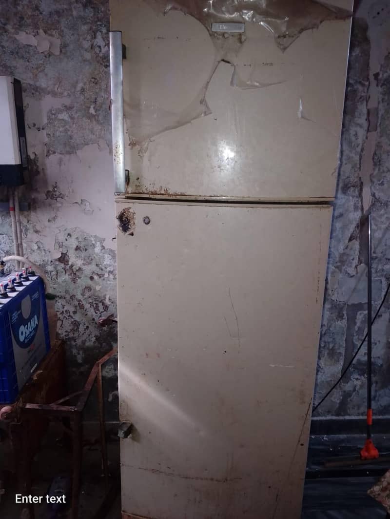large size fridge 0