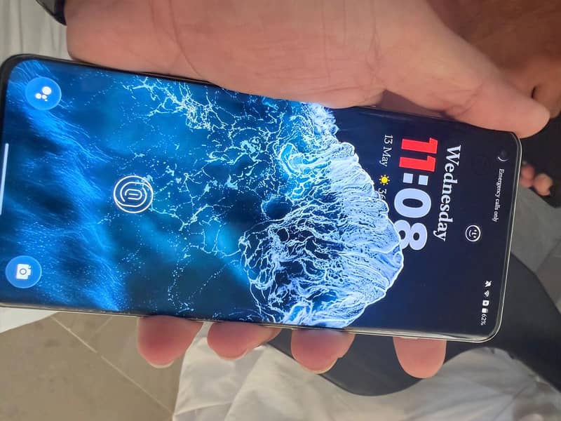 One Plus 10 Pro 6