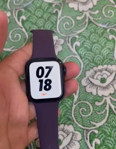 Applle series 6 watch