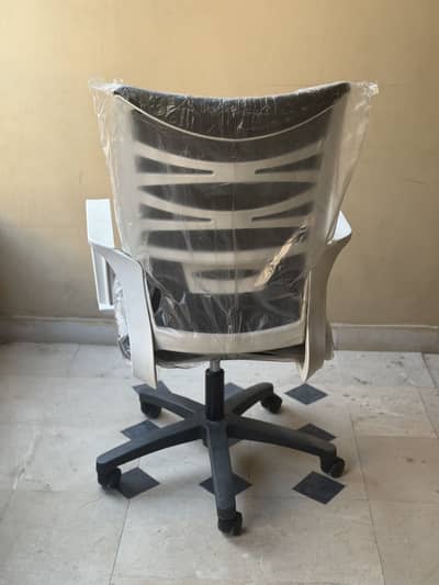 Office Chair plus computer chair