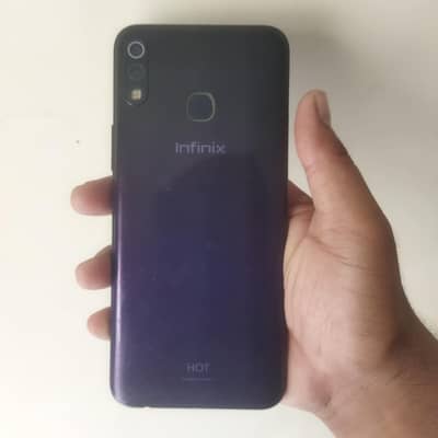Infinix hot 8 lite 2/32gb Crack