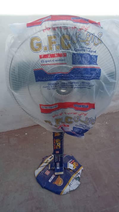 Gfc pedestal fan