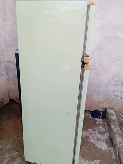 dawlance fardge for sell