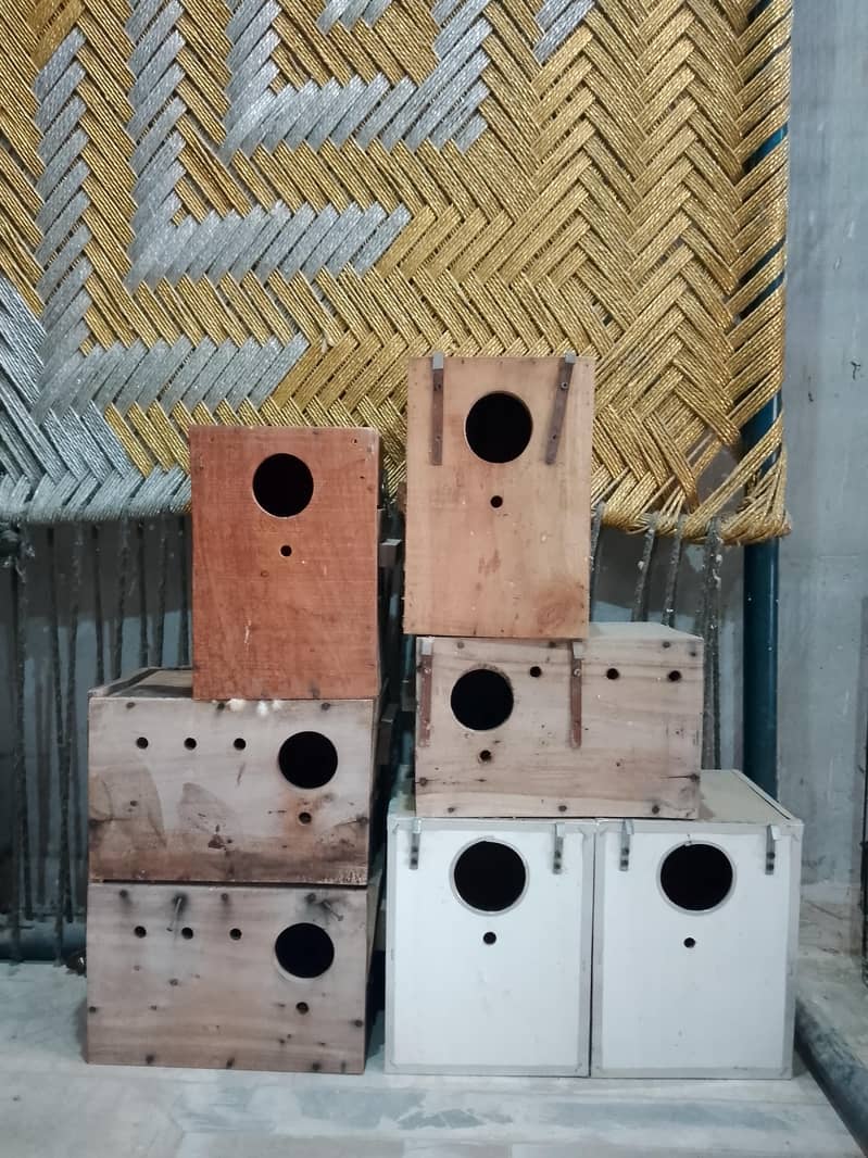 Breeding Boxes 0