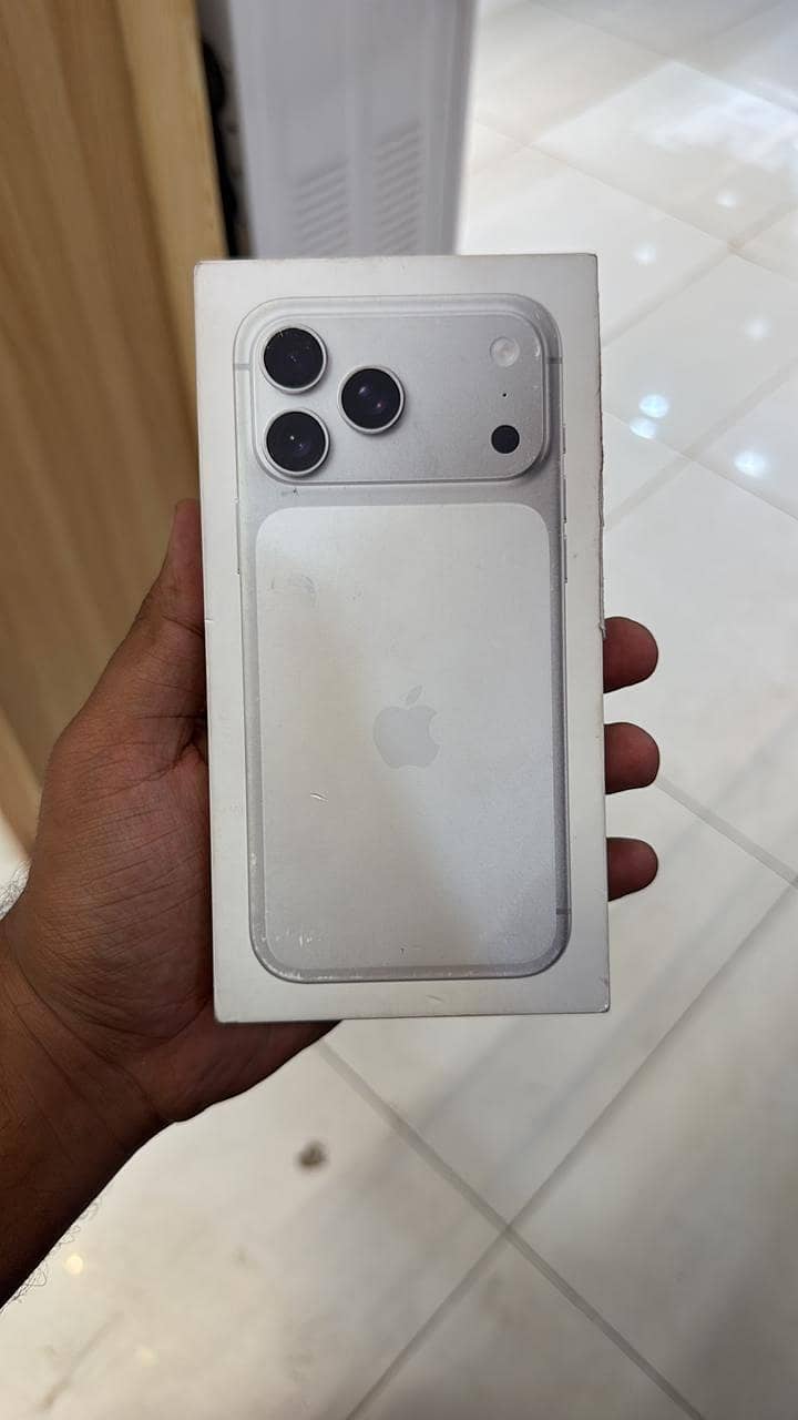 iPhone 17 pro Max 0