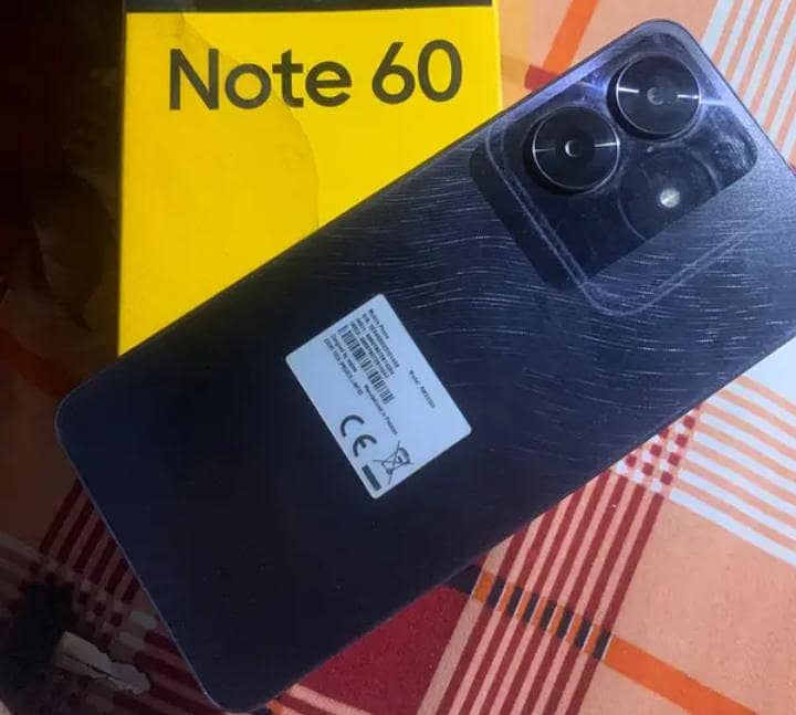RealMe Note 60 1