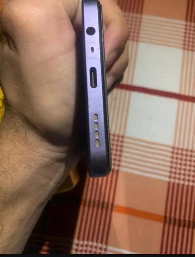 RealMe Note 60 2